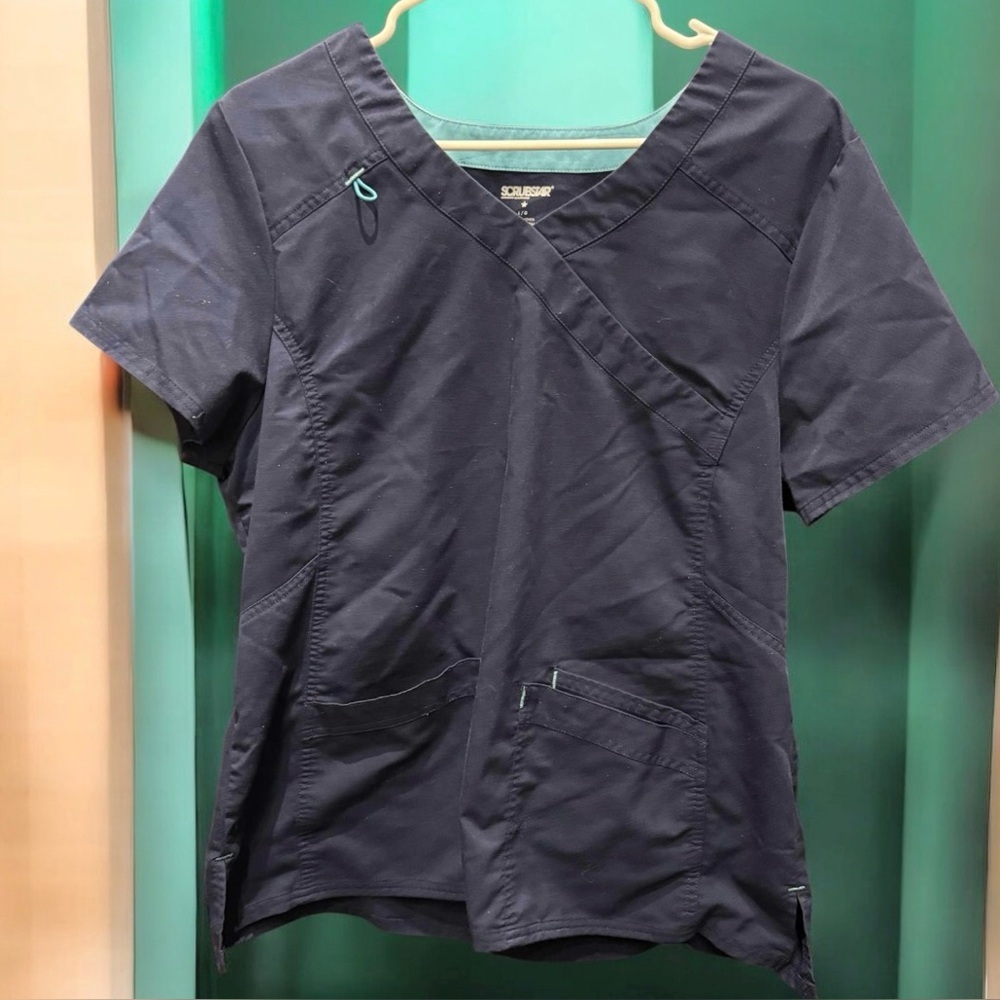 Scrubstar fig Women's Dark Blue Short Sleeve LARGE